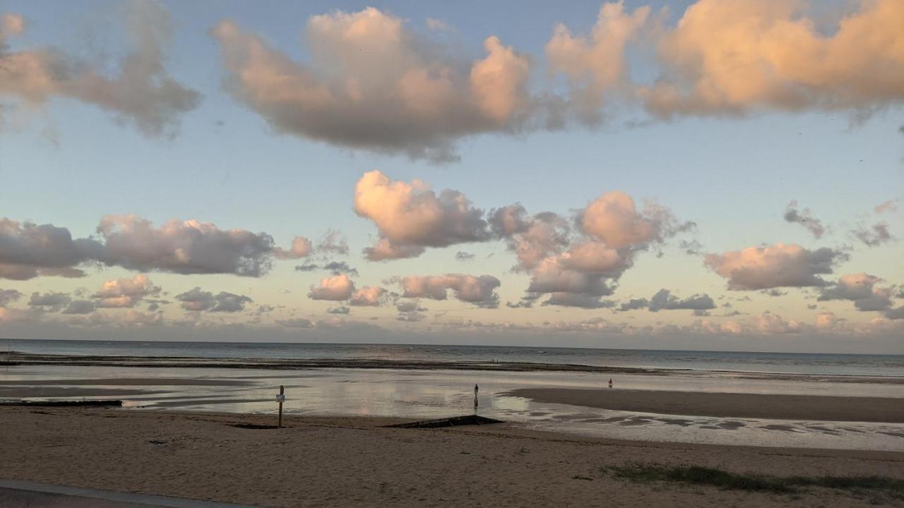 Seashore Hideaway Studio Hermanville-sur-Mer Buitenkant foto